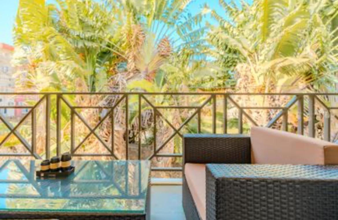Pereybere Beach Paradise 4 Bedroom Apt Extérieur photo